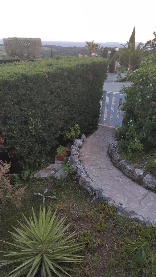 Petit coin de paradis La Croix-Valmer Extérieur photo